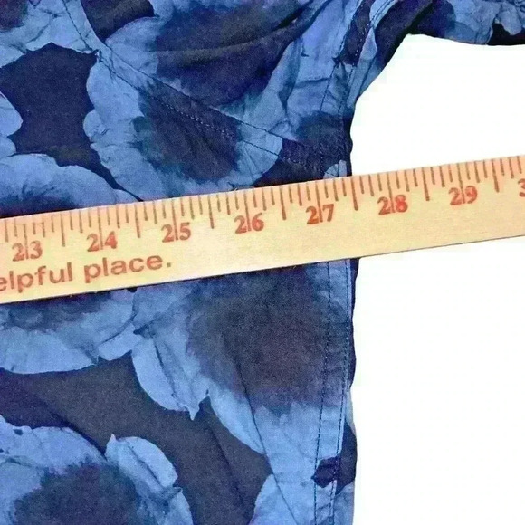 Banana Republic Size XL Relaxed Fit 100% Cotton Blue Floral Shirt Boho Party - Picture 8 of 10